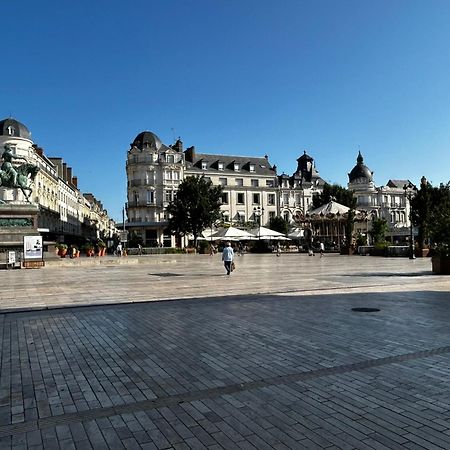 אורליאן Martroi - Coeur De Ville - 3 Pieces 80 M2 Tv - Internet Haut Debit - Loisirs Et Affaires מראה חיצוני תמונה