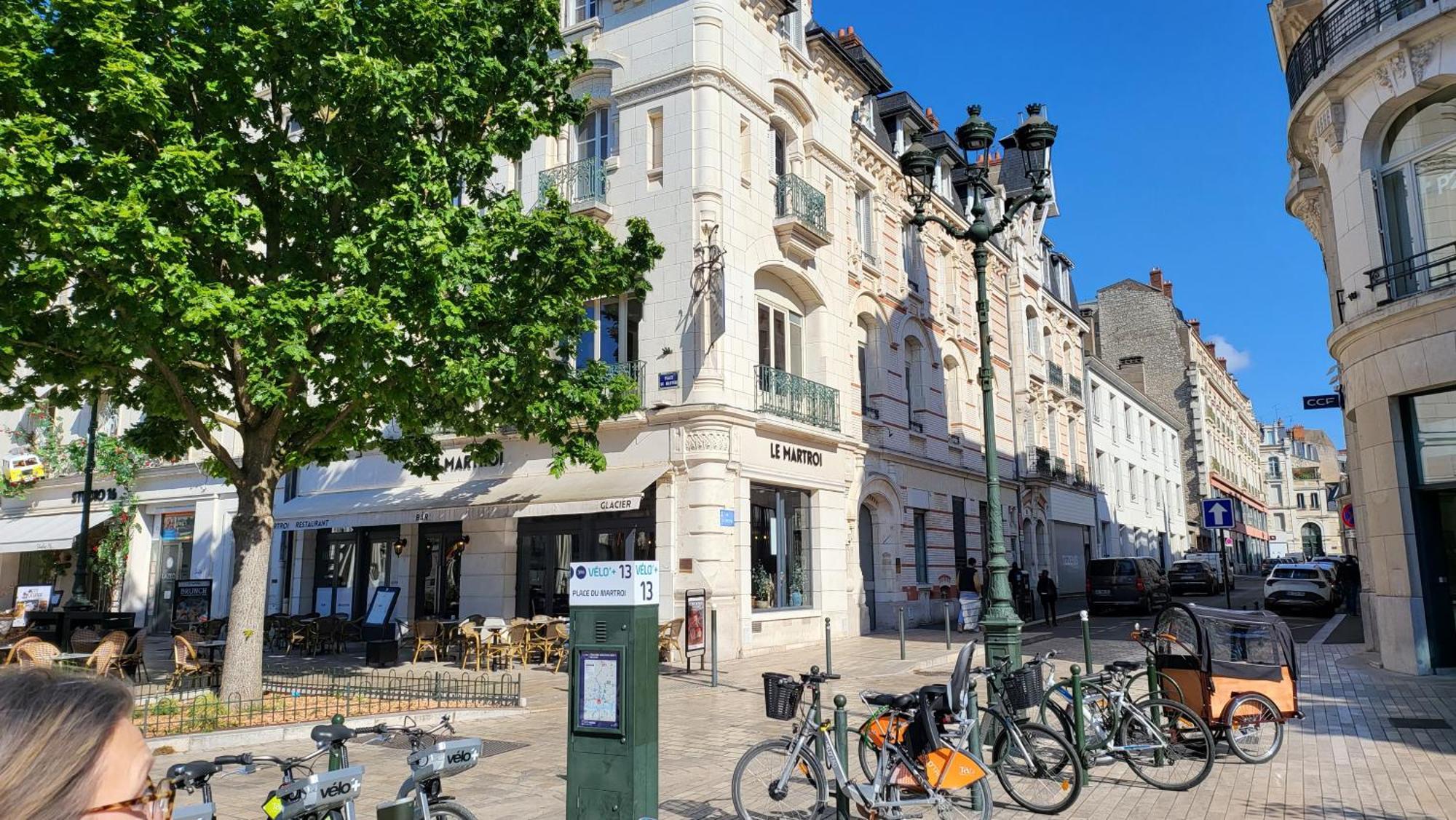 אורליאן Martroi - Coeur De Ville - 3 Pieces 80 M2 Tv - Internet Haut Debit - Loisirs Et Affaires מראה חיצוני תמונה