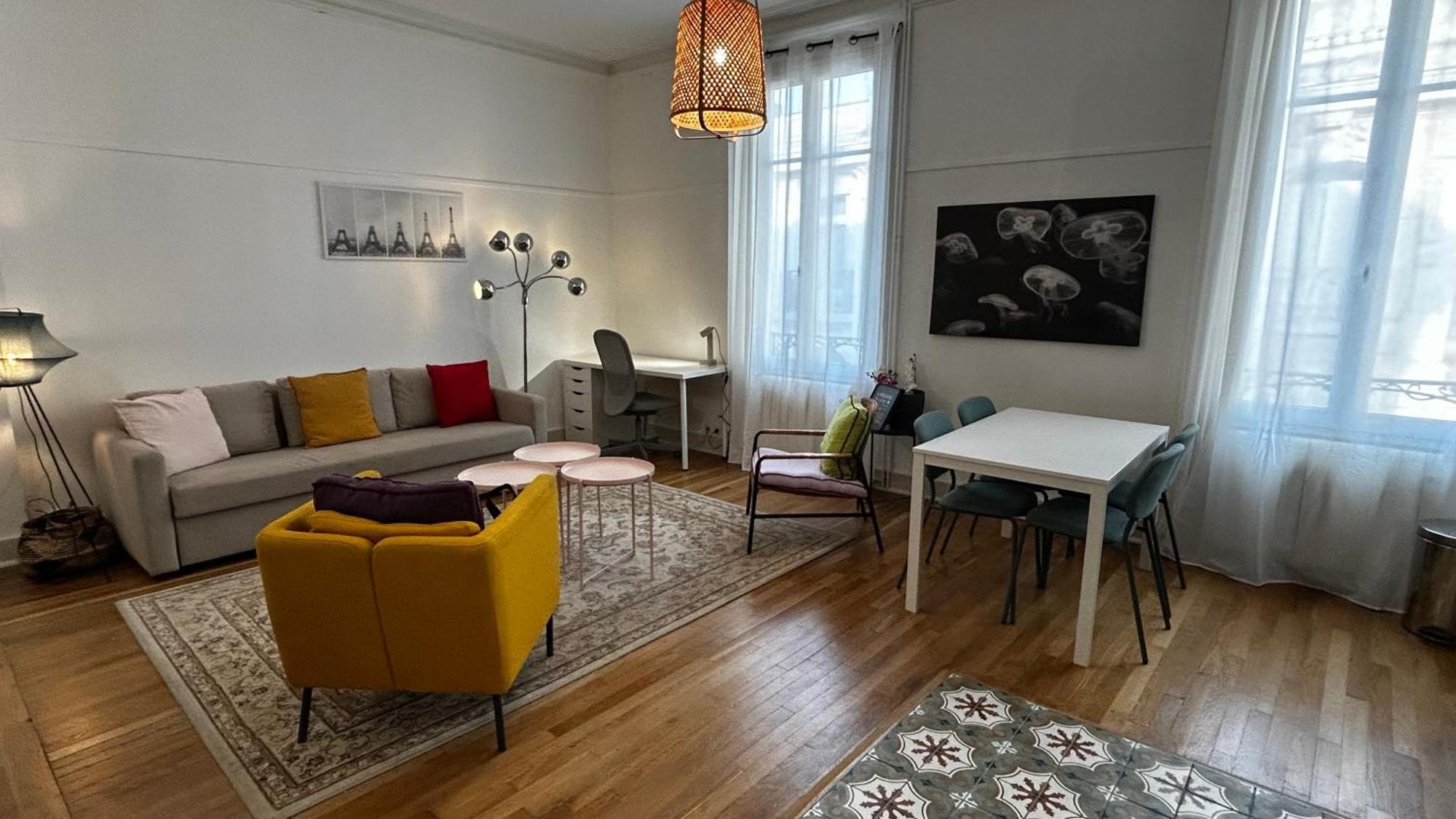 אורליאן Martroi - Coeur De Ville - 3 Pieces 80 M2 Tv - Internet Haut Debit - Loisirs Et Affaires מראה חיצוני תמונה